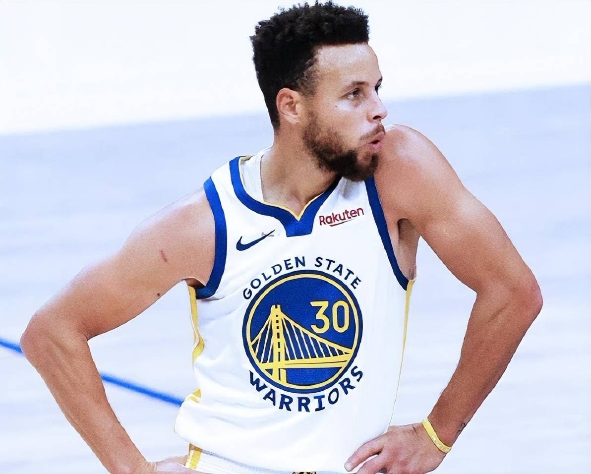 金年会app关于库里连续十场比赛得分超过出色防守,勇士挑战极限!的信息