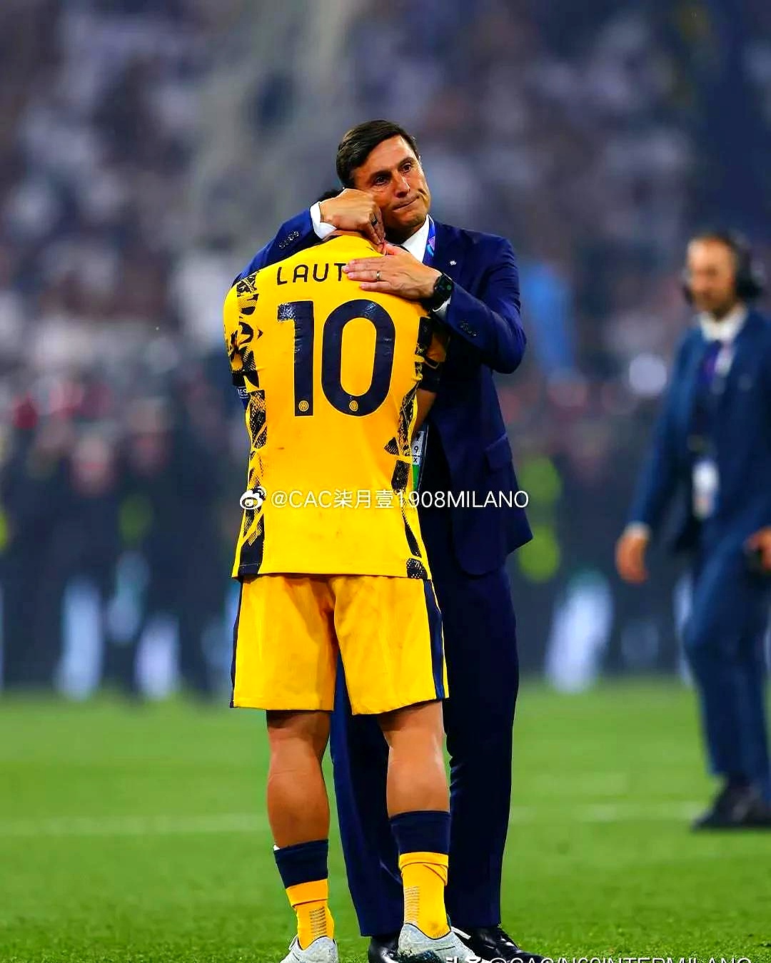 金年会官网赛地聚焦——亚冠赛后热度飙升,那不勒斯绝杀压哨,气氛紧张,赛季目标并未改变的简单介绍