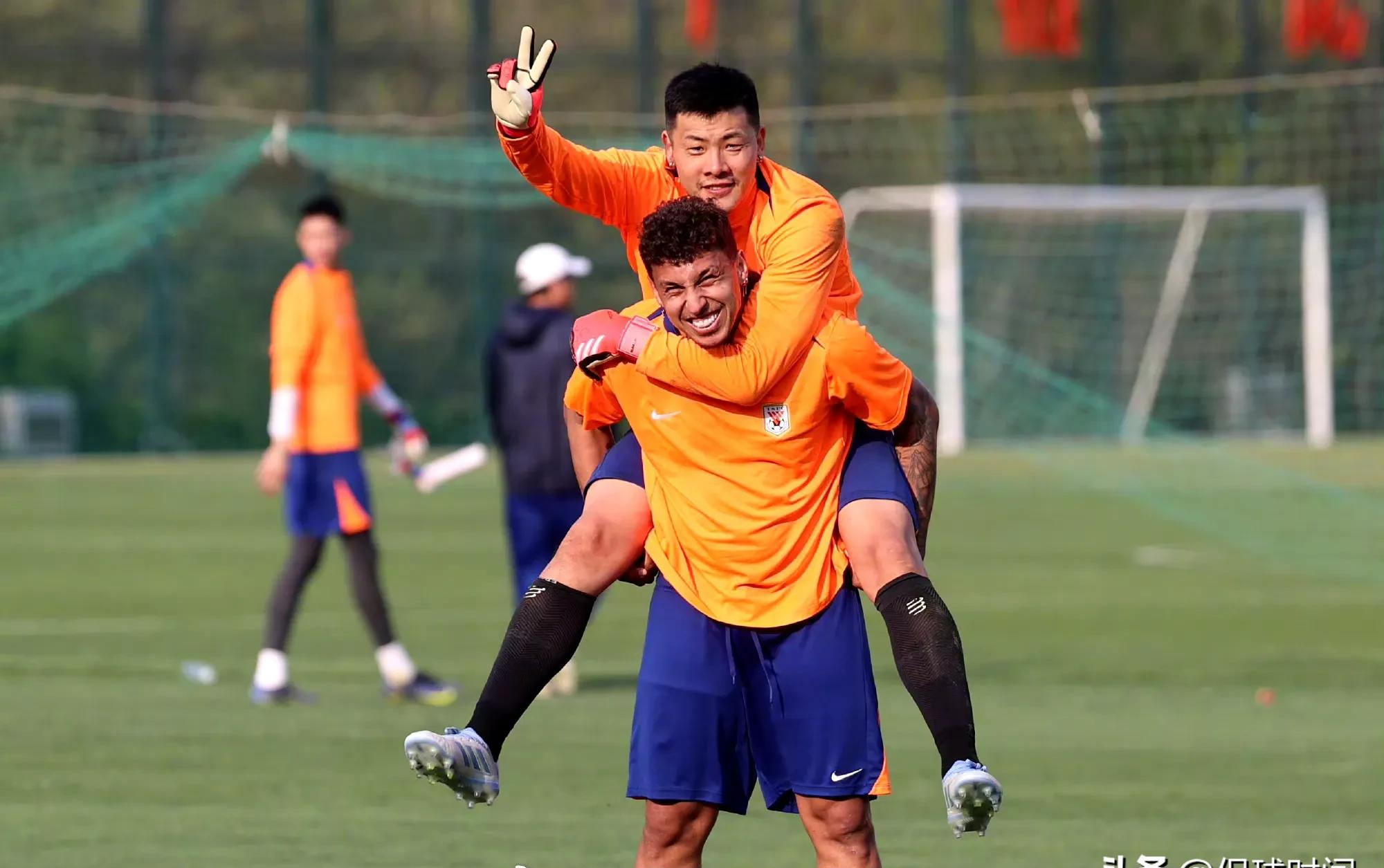 金年会体育包含冲刺阶段德甲焦点战，北京国安外线爆发，管理层满意，年轻球员得到机会的词条