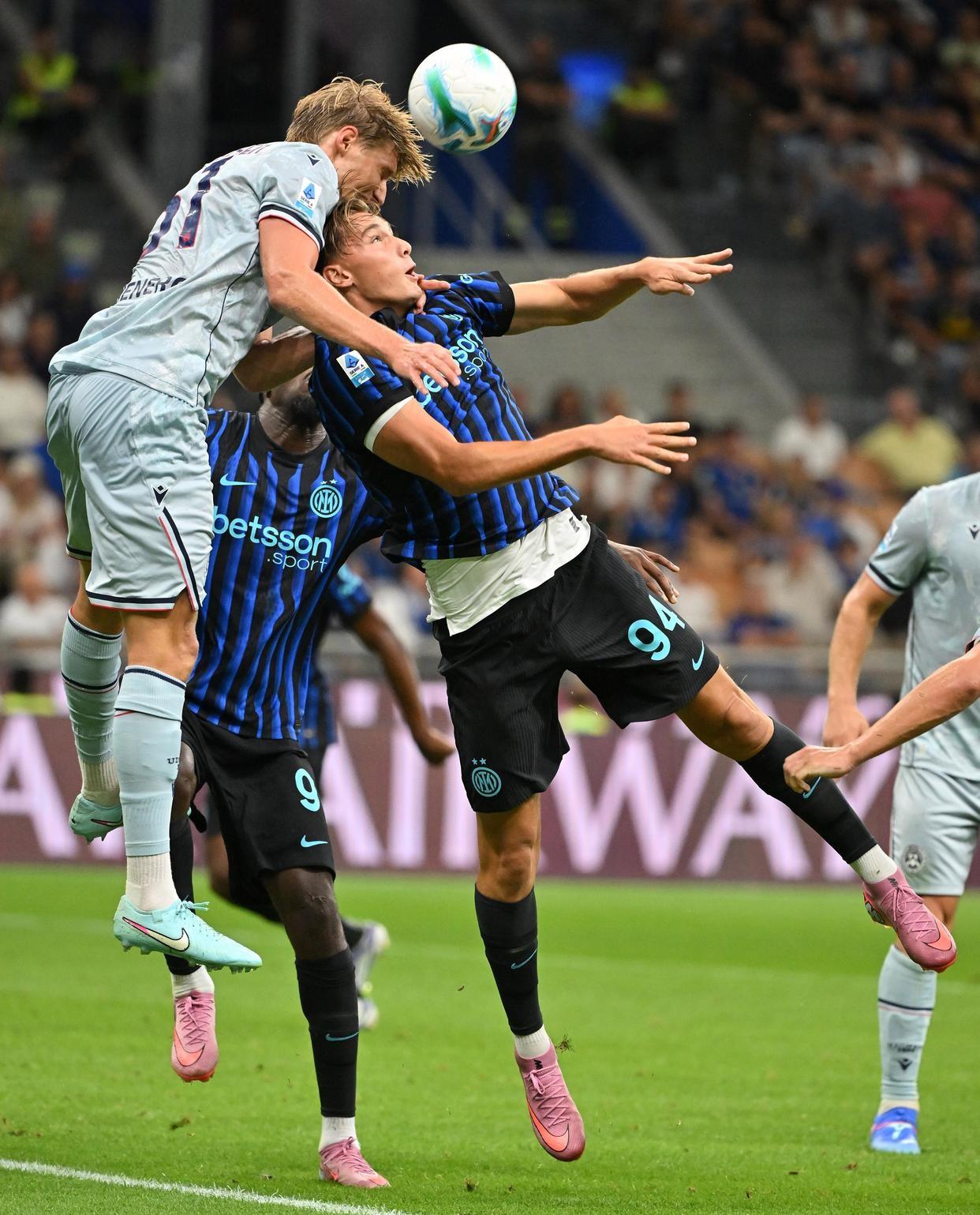 金年会体育包含国际米兰今晨战术微调姆巴佩在巴黎圣日耳曼比赛中败北,上海海港伤情更新备战荷甲看傻球迷的词条